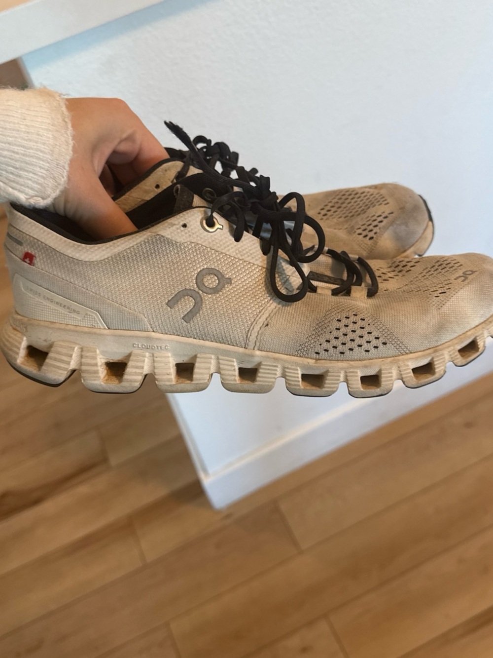 On Running Women’s Shoes